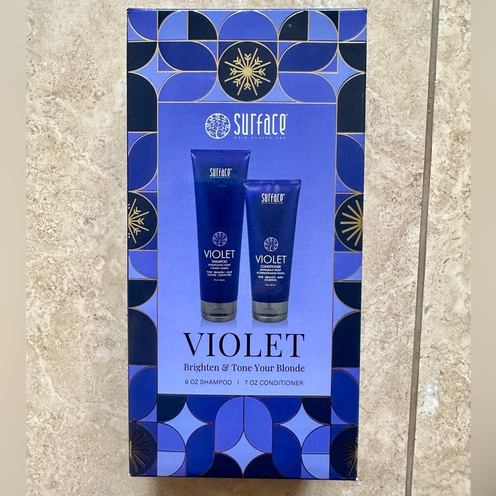 SURFACE VIOLET HOLIDAY BOX shampoo and conditioner set NWT in box sealed